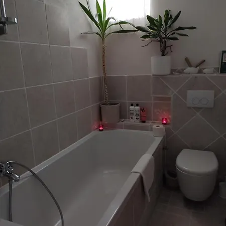 アパート If You Need A Place For A Couple Of Months Our Fully Furnished Flat Is What You're Looking For *